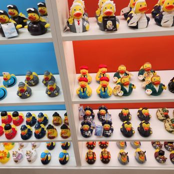 Le Petit Duck Shoppe - Toy Stores Near Me - Montreal, Quebec Le Petit Duck Shoppe - Toy Stores Near Me - Montreal, Quebec