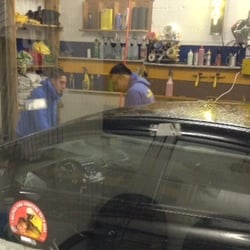 5 workers washing at once!