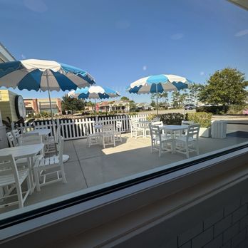 Coffee & Cream Cabana - Outside seating from inside view - Coffee & Tea Near Me - Myrtle Beach, South Carolina
