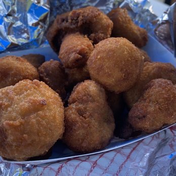 Red's Eats - Fried Mushrooms - Seafood Near Me - Wiscasset, Maine