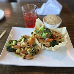 Red Corner Asian Bistro - Chicken and Broccoli, Classic Fried Rice, Shirley Temple