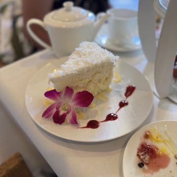 Halekulani Afternoon Tea - Tea Rooms Near Me - Honolulu, Hawaii Halekulani Afternoon Tea - Tea Rooms Near Me - Honolulu, Hawaii