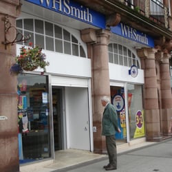 W H Smith - W H Smith, Oban
