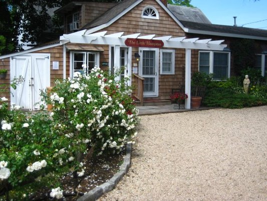 The Roundtree Amagansett, a Small Luxury Hotel by null