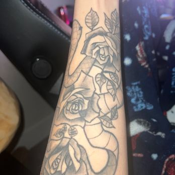 East Coast Ink - U can see the fuckups luckily the coverup was pretty good for how bad east coast fucked me up left me with half a snake outline smfh - Tattoo Near Me - Buffalo, New York East Coast Ink - U can see the fuckups luckily the coverup was pretty good for how bad east coast fucked me up left me with half a snake outline smfh - Tattoo Near Me - Buffalo, New York