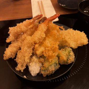Udon Mugizo - Mountain View - ASSORTED TEMPURA - Japanese Near Me - Mountain View, California Udon Mugizo - Mountain View - ASSORTED TEMPURA - Japanese Near Me - Mountain View, California