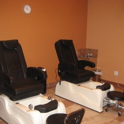 International Academy of Esthetics - Pedicure station