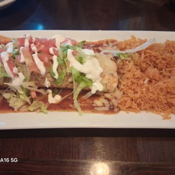 Felipe's Mexican Restaurant - Beef burrito deluxe - Mexican Near Me - Northfield, Kentucky Felipe's Mexican Restaurant - Beef burrito deluxe - Mexican Near Me - Northfield, Kentucky