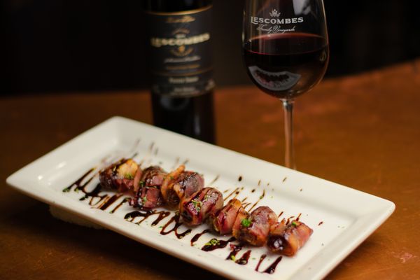 D. H. LESCOMBES WINERY & BISTRO by null