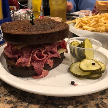 Jimmy Dee's Restaurant Lounge - Dinty Moore on pumpernickel - American Near Me - Clinton Township, Michigan Jimmy Dee's Restaurant Lounge - Dinty Moore on pumpernickel - American Near Me - Clinton Township, Michigan