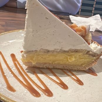 Monkeypod Kitchen - Banana cream pie - Tacos Near Me - Honolulu, Hawaii Monkeypod Kitchen - Banana cream pie - Tacos Near Me - Honolulu, Hawaii