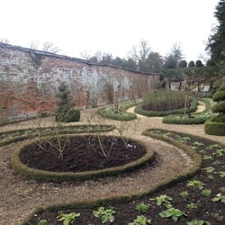 Kelmarsh Hall and Gardens