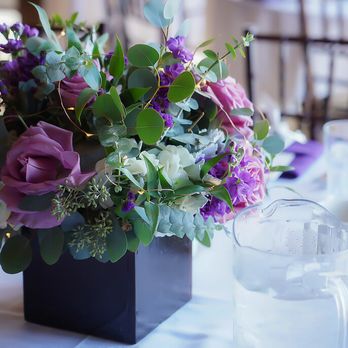 Blooming Flowers - Centerpieces - Florists Near Me - Los Angeles, California Blooming Flowers - Centerpieces - Florists Near Me - Los Angeles, California