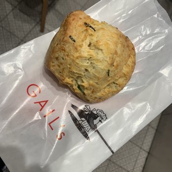 GAIL's Bakery - Cheddar chive scone - a must! - Bakeries Near Me - London, XGL