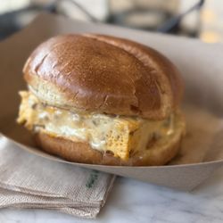 Taylor Ray’s Cafe Hawks Prairie - Sassy Sow Breakfast Sandwich