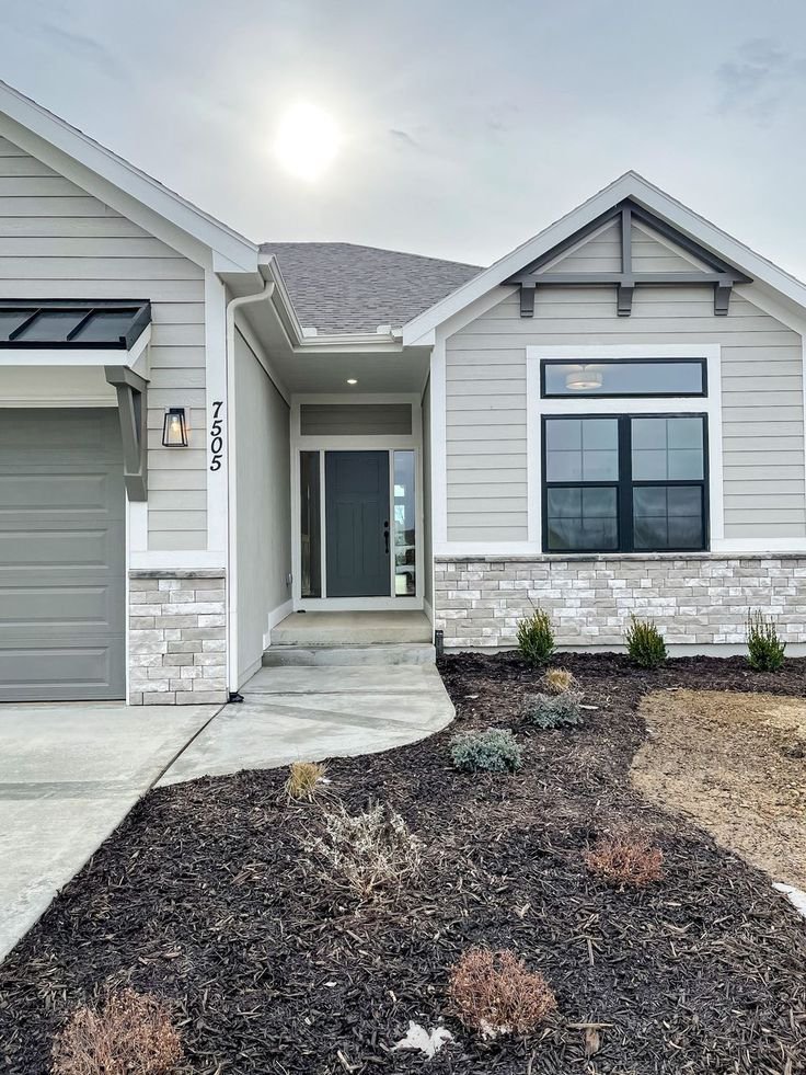 Slide of ATL Window King