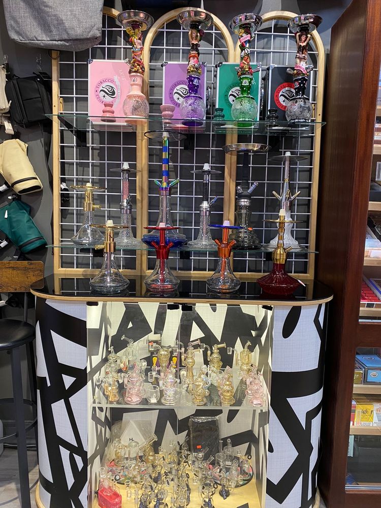 SMOKE X BLAZY Updated October 2024 32 Photos 126 Mamaroneck Ave