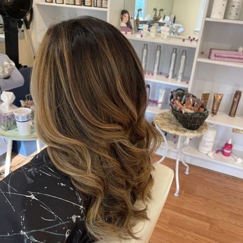 Figuroes Salon - Hair Salons Near Me - Mclean, Virginia