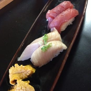 Daimonji Japanese Restaurant - Uni, albacore tuna belly and maguro - Japanese Near Me - Seattle, Washington