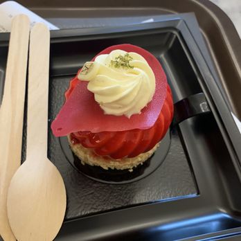 Angelina - Patisserie/Cake Shop Near Me - Paris, 75