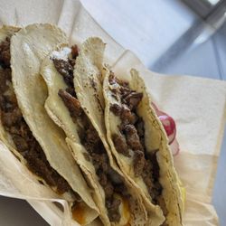 Tacos El Navegante - Quesadilla de pastor