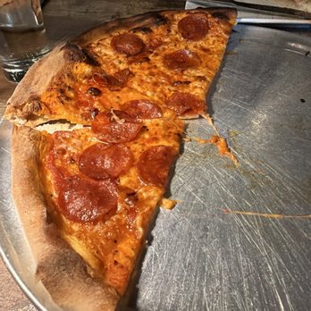 5 West Pub - Pepperoni pizza - Pubs Near Me - North Cape May, New Jersey