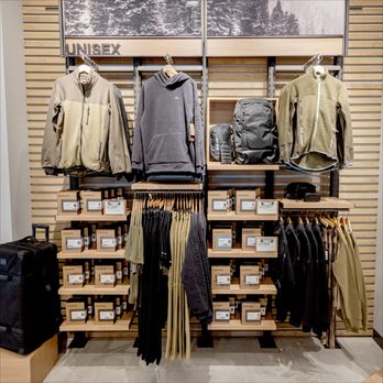 Burton Flagship -- Denver - Ski & Snowboard Shops Near Me - Denver, Colorado