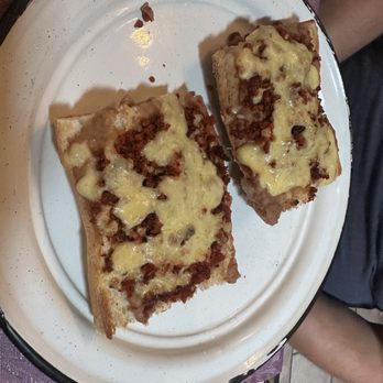 Café de Olla - Mollete de Chorizo (baguette, beans, chorizo & cheese) - Mexican Near Me - Puerto Vallarta, JAL