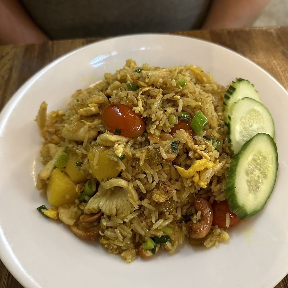 Thai Money - Pineapple Fried Rice with chicken - Thai Near Me - woodside, New York Thai Money - Pineapple Fried Rice with chicken - Thai Near Me - woodside, New York