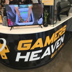 Gamers Heaven - Front Room