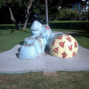 Honolulu Zoo - Hippo sculpture - Zoos Near Me - Honolulu, Hawaii Honolulu Zoo - Hippo sculpture - Zoos Near Me - Honolulu, Hawaii