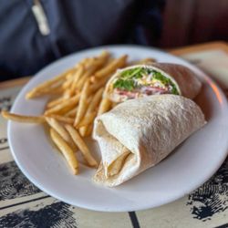 Dillinger’s Bar & Grill - The Wheelman Wrap
