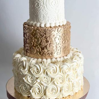 The Cake House - Luxurious Wedding Cakes - Bakeries Near Me - Newnan, Georgia The Cake House - Luxurious Wedding Cakes - Bakeries Near Me - Newnan, Georgia