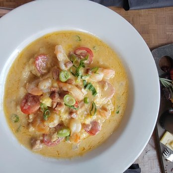 Billy's - The most amazing shrimp and grits I've had in a long time! - Steakhouses Near Me - Roanoke, Virginia