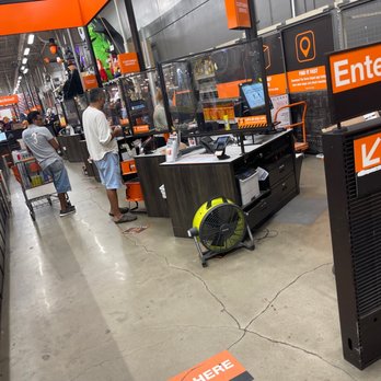 The Home Depot - Customer service! - Hardware Stores Near Me - Houston, Texas The Home Depot - Customer service! - Hardware Stores Near Me - Houston, Texas