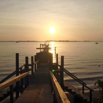 Pelican Bay - Residents dock. - Mobile Home Parks Near Me - Micco, Florida