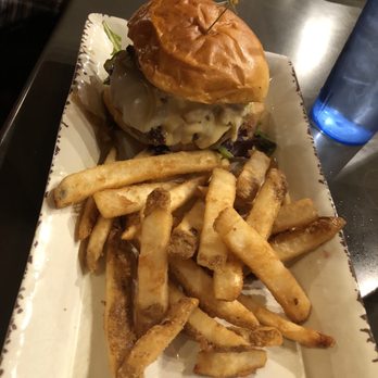 Basement Burger Bar - American Near Me - Detroit, Michigan