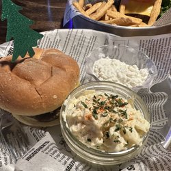 Rachel's Roadside Bar & Grill