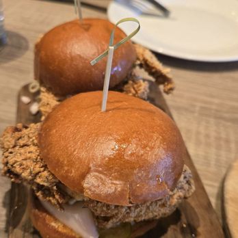 Range Kitchen & Tap - New American Near Me - Roseville, California