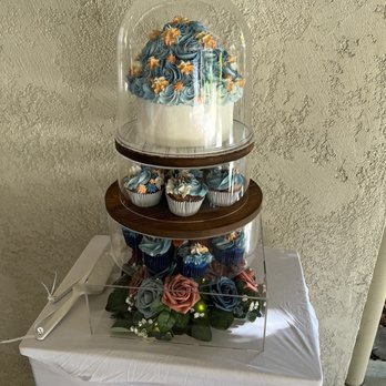 3 Little Cupcakes Cafe - Wedding Cupcakes - Bakeries Near Me - Lomita, California 3 Little Cupcakes Cafe - Wedding Cupcakes - Bakeries Near Me - Lomita, California
