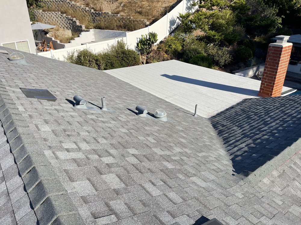 Slide of Adail Bastos Roofing