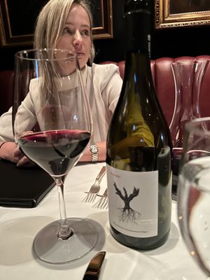 Hy's Steakhouse & Cocktail Bar by null