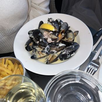 The Outsider - Mussels - Modern European Near Me - Edinburgh, EDH The Outsider - Mussels - Modern European Near Me - Edinburgh, EDH