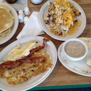 Rise and Shine - Rise and Shine Skillet pancakes - Breakfast & Brunch Near Me - Arlington, Texas