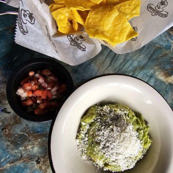 Kalaveras - Guac and chips - Mexican Near Me - Burbank, California