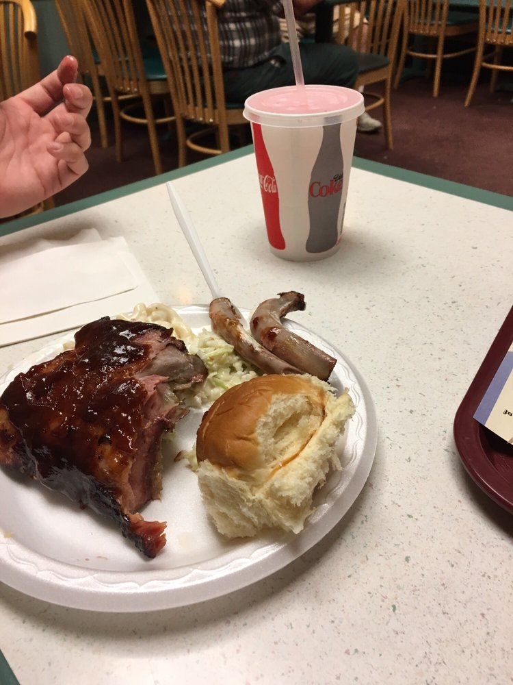 Dave’s Supermarket 12 Photos Grocery 120 S 3rd St, Fairbury, IL