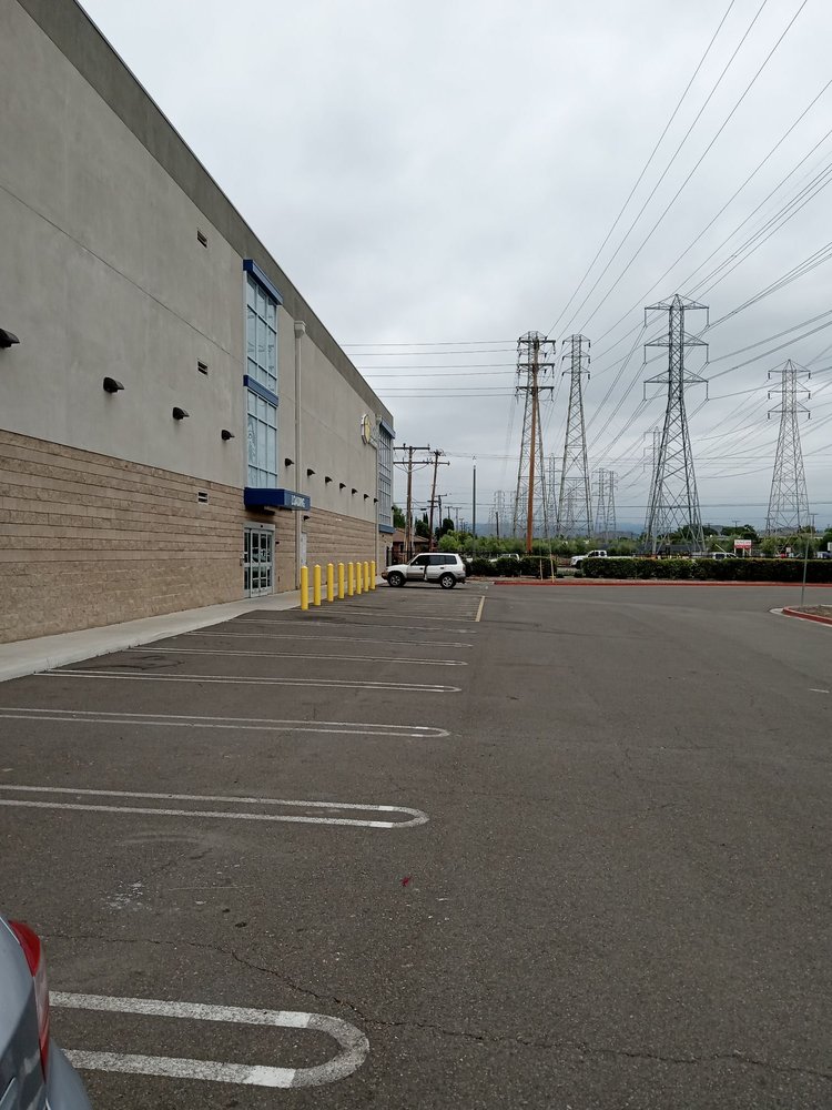 SIMPLY SELF STORAGE ORANGE 31 Reviews 1600 North Glassell St