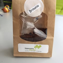 Steensens Bauernhof - Brownies (leider schon halbleer, so lecker)