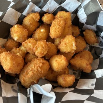 Harris Pizza #5 - Cheese curds - Pizza Near Me - Bettendorf, Iowa