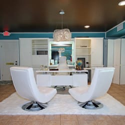 Mari Realty - Mari Montgomery's Office
